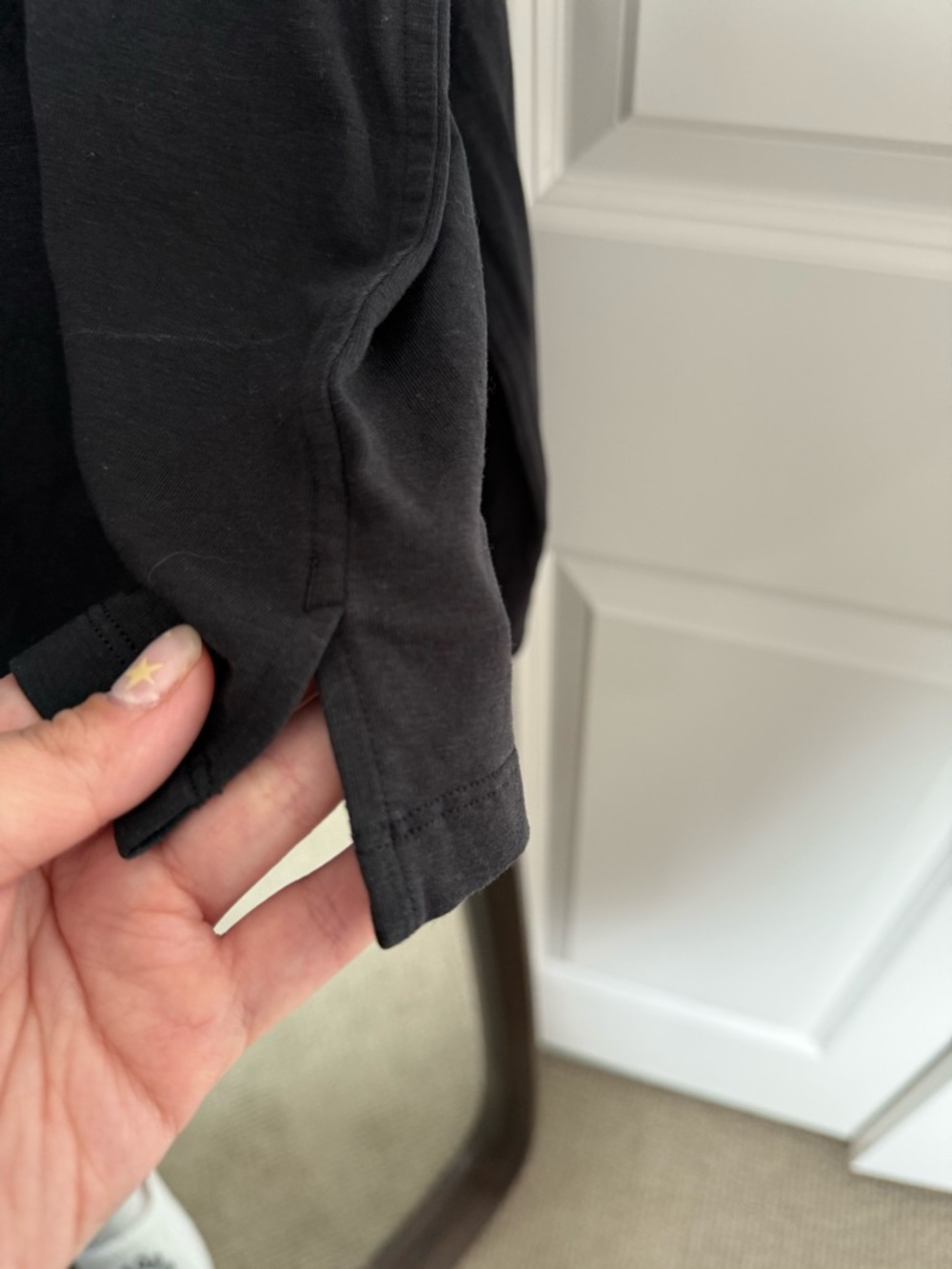 Lululemon black long sleeve athletic top - M - Picture 4 of 4